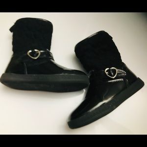 Beautiful shiny boots in VGUC.